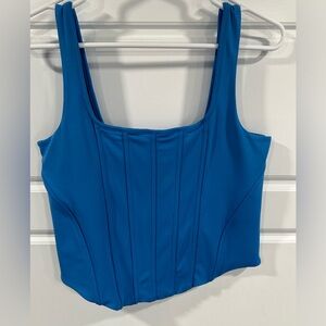 NTW fitted crop tank. Size large